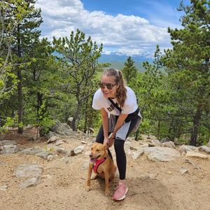 Meet your Posher, Iris